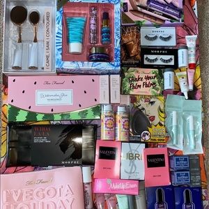 High-End Beauty Makeup + Skincare Bundle